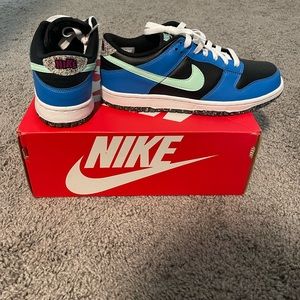 NEW Nike dunk low